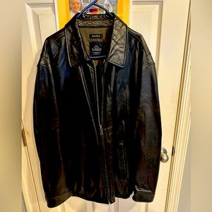 Men’s Leather Jacket